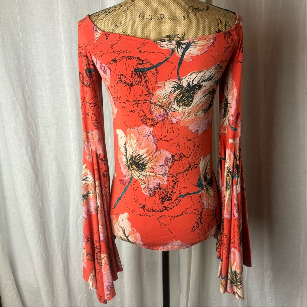 Free People Birds of Paradice Coral Orange Floral Off The Shoulders Bell Sleeve - Picture 4 of 10
